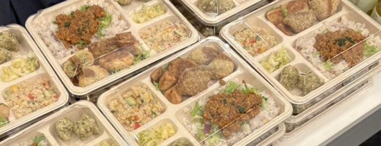 ずらりと並んだお弁当