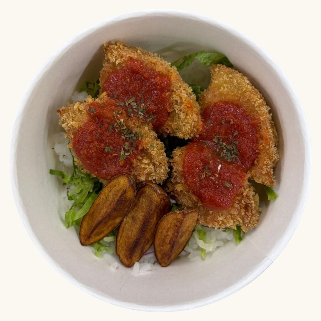 植物性カツのトマトソース丼